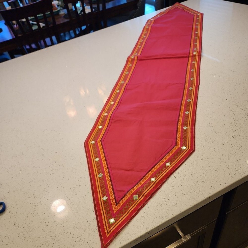 Pier 1 Pink Table Runner 14x72" Mirror Border Cotton